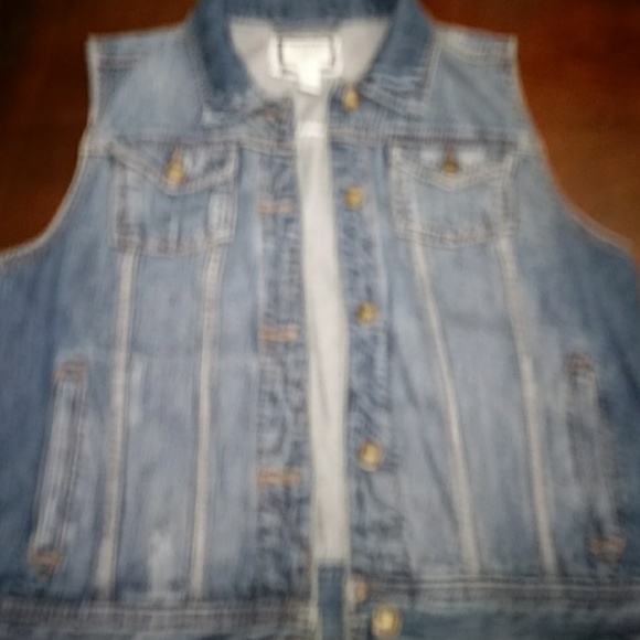 Women's Forever 21 denim vest 1 Small left! - Picture 4 of 8